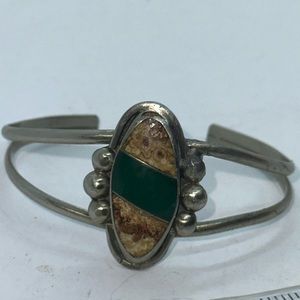 Vintage Bracelet W/Unkown Green Stone